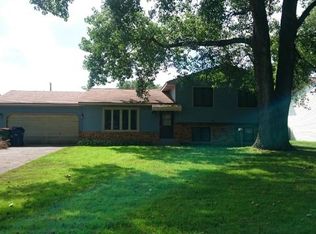 8260 Polk St NE, Spring Lake Park, MN 55432
