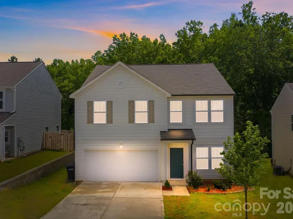 143 Batten Ridge Dr, Statesville, NC 28677