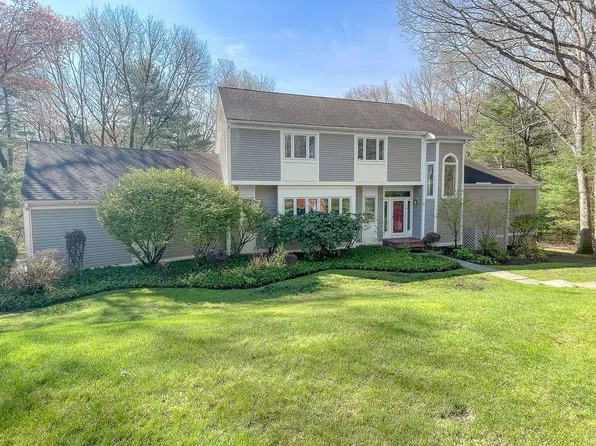 4 Woods End, Needham, MA 02492