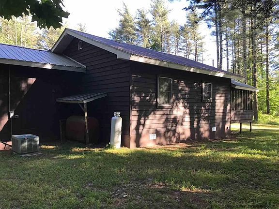 3rd image of 14 Denniston Dr