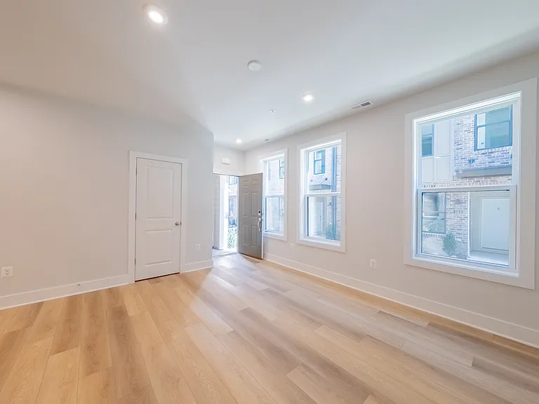 1540 Moore St #A — Photo 22
