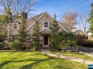 269 Engle St, Tenafly, NJ 07670