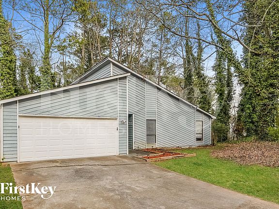 2nd image of 446 Ridgetop Dr NW