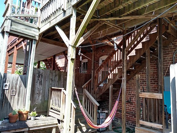3rd image of 310 N Shields Ave