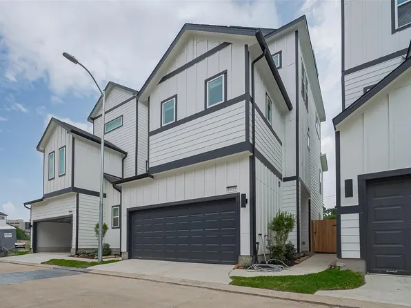 8927 Grovner Pl, Houston, TX 77055