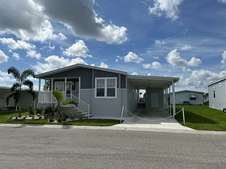 735 Pirates Rest Rd #735 — Photo 1