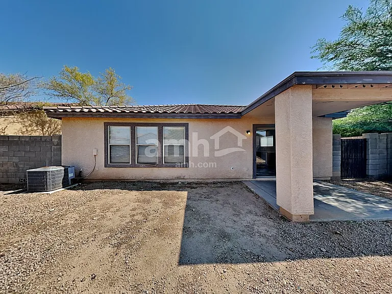 25788 W Nancy Ln — Photo 22