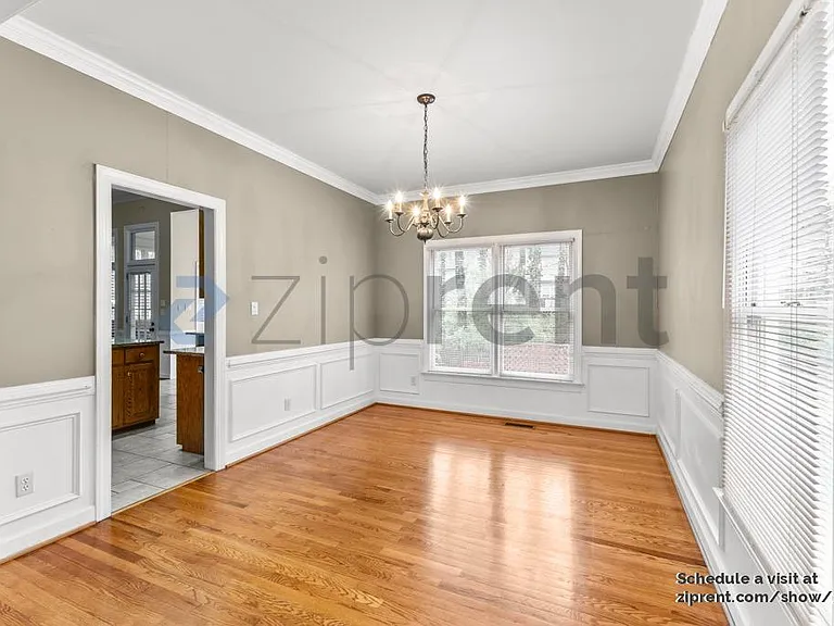 9216 Crofton Springs Dr — Photo 4