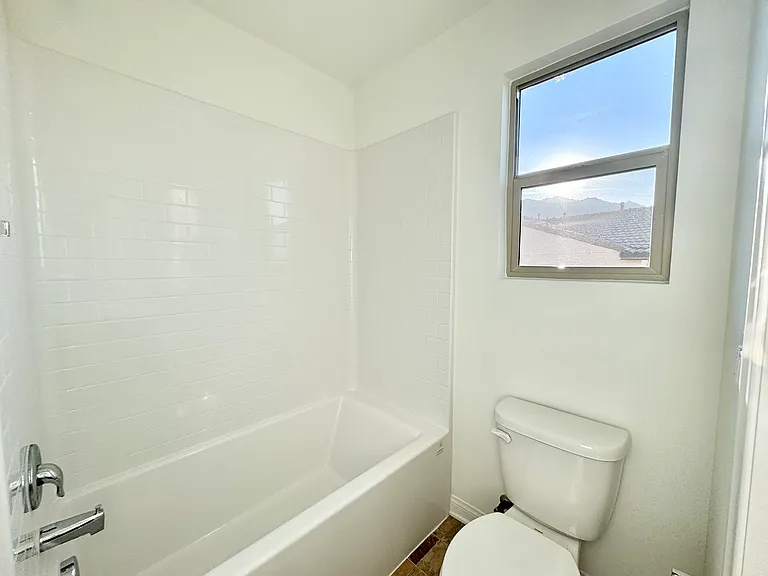 8477 Anthony St — Photo 18