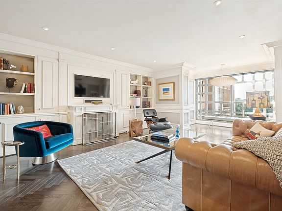 5th image of 3525 Turtle Creek Blvd APT 6C