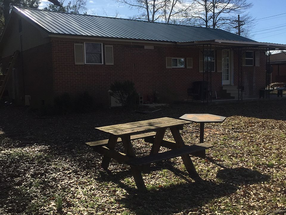 2nd image of 1036 Us Hwy 36 W