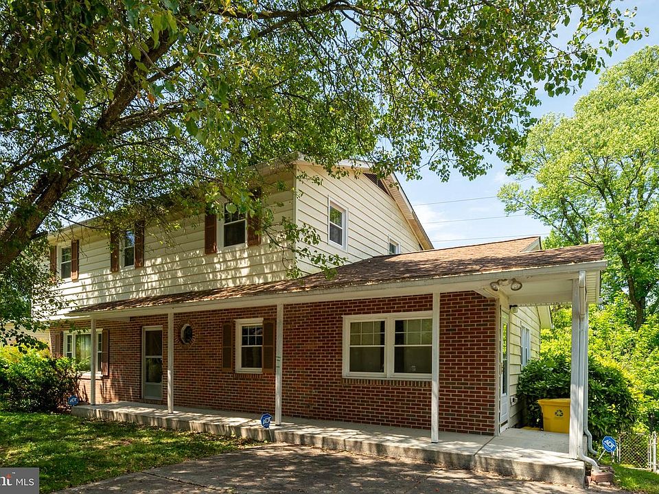 1st image of 536 Williamsburg Ln