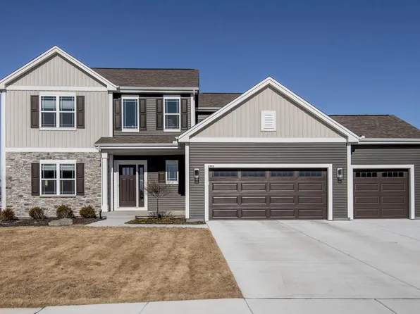 2246 Meadow LANE, Grafton, WI 53024