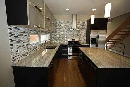 2nd image of 3001 N Christiana Ave