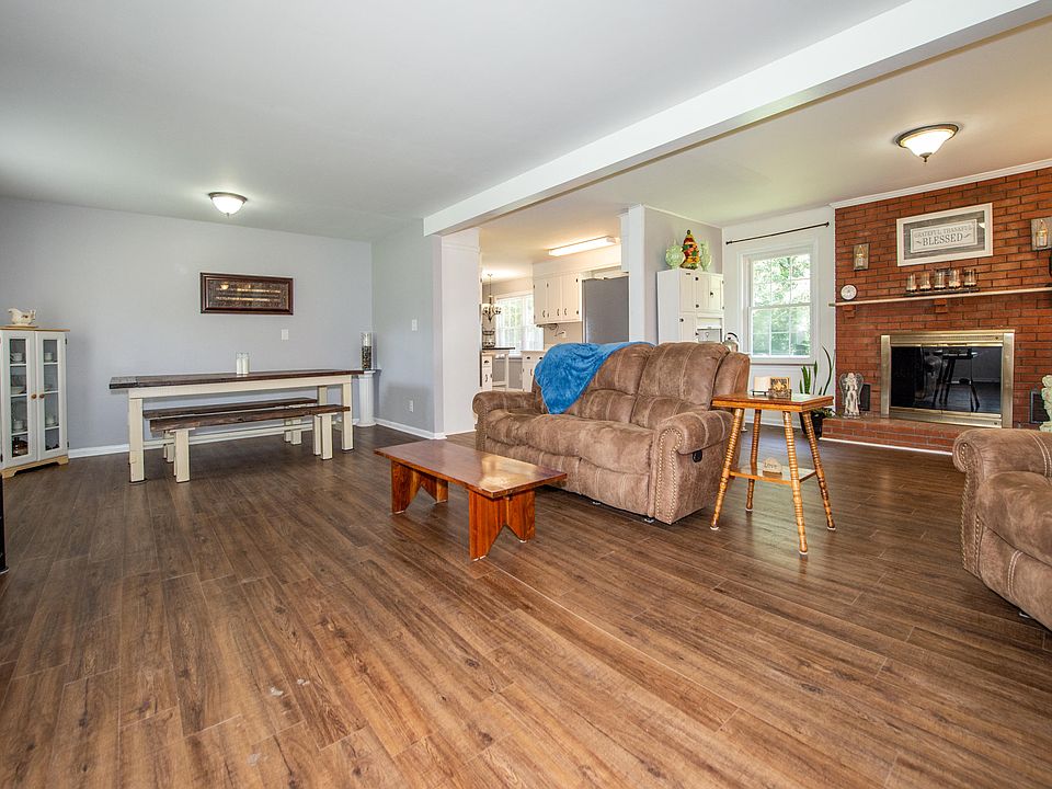 1st image of 6925 Heatherbrook Dr