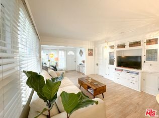 575 E Grand Blvd #A, Venice, CA 90291