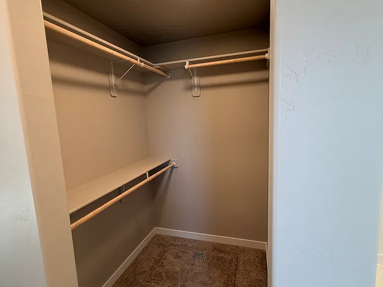 11147 Bluefield Dr — Photo 10
