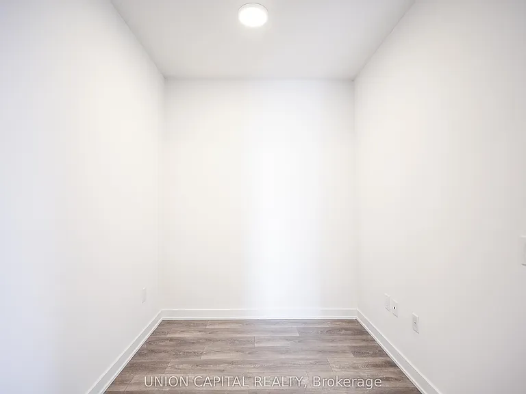 130 River St #902 — Photo 12