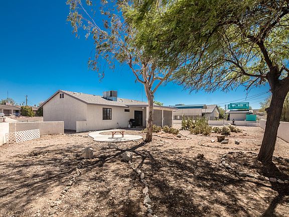 5th image of 2607 Tanglewood Pl