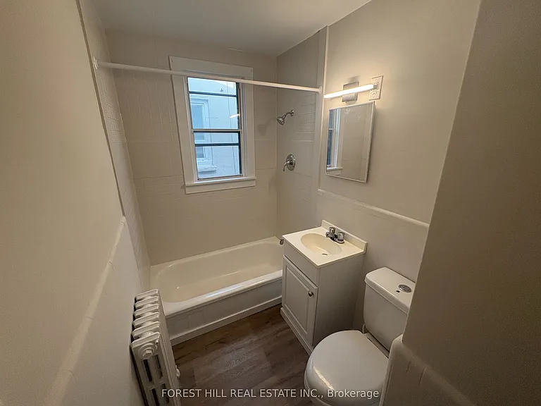 245 Lakeshore Rd E #3 — Photo 13