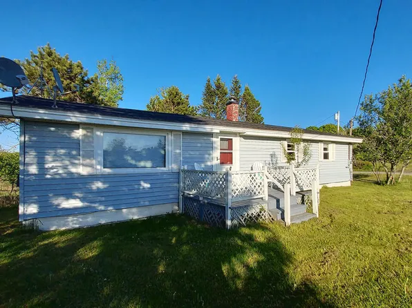 29 Lincoln Street, Eastport, ME 04631
