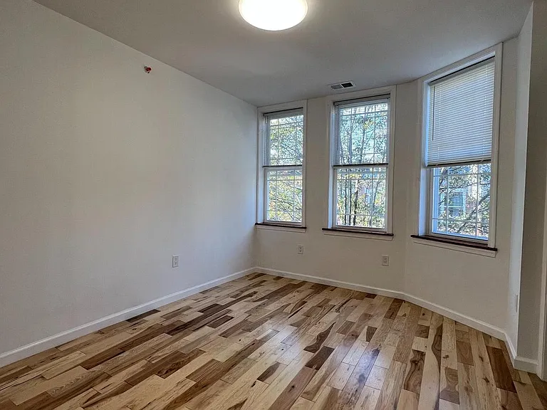 623 S 4th St #3 — Photo 7