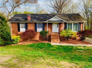 220 Cedarwood Dr, Salisbury, NC 28147
