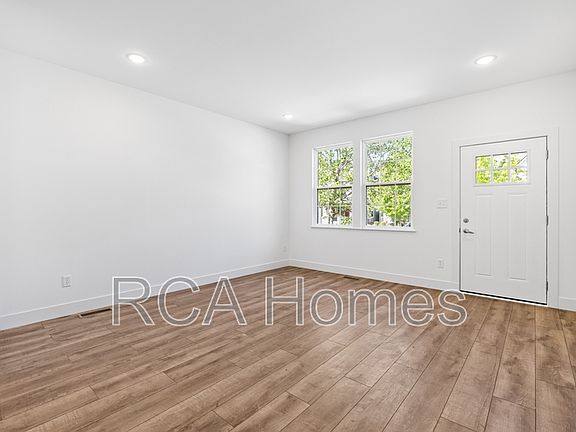 4th image of 2735 Guilford Ave #A
