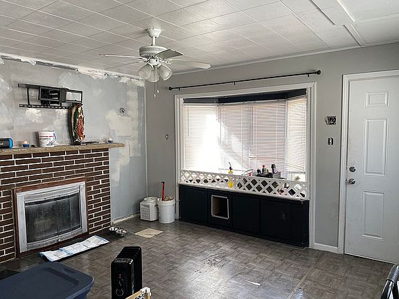 2nd image of 26043 Palmer Blvd