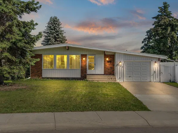 7308 149th Ave NW, Edmonton, AB T5C 2V4