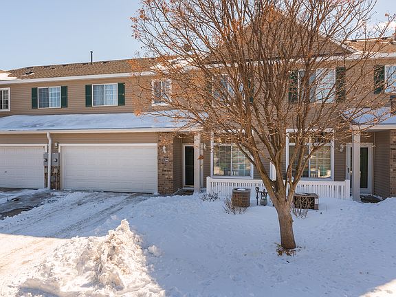 3rd image of 11266 Isanti Ct NE