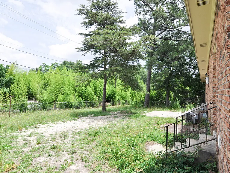 101 Lloydwood Dr — Photo 12