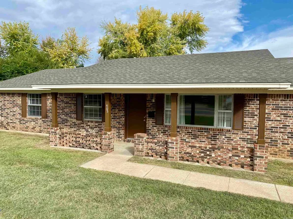 405 E Poplar St, Clarksville, AR 72830