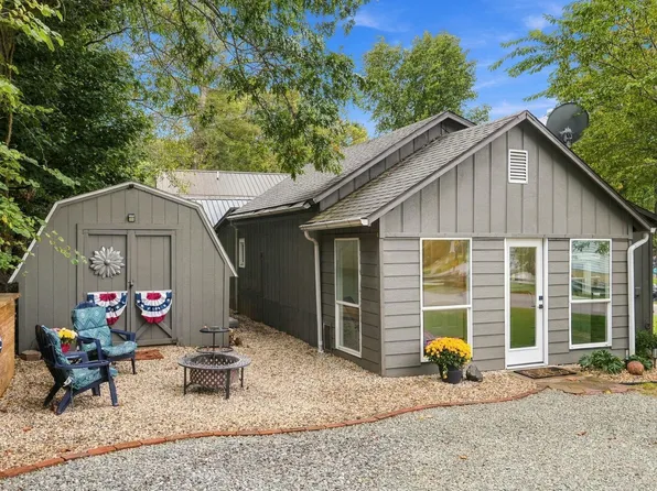 3257 SE Lakeshore Dr, Macy, IN 46951