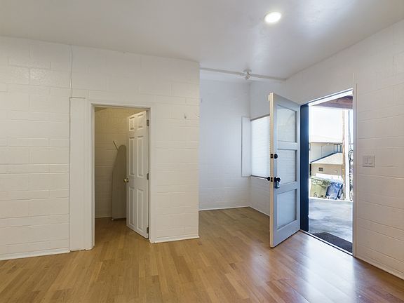 5th image of 211 6th St #B
