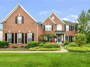 33487 Vineyard Park, Avon, OH 44011