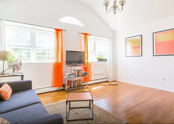 Rented by Arasun Real Estate LLC | media 2