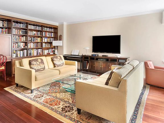 4th image of 20 Sutton Pl S APT 5E