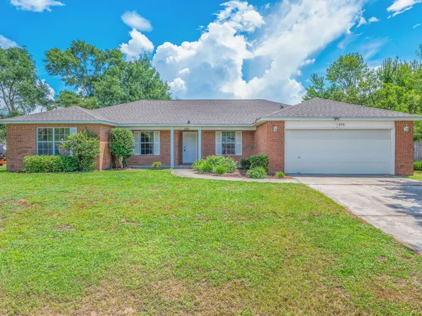 1206 Northview Dr, Crestview, FL 32536