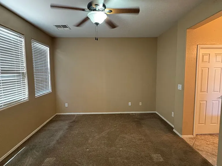 39208 N Parker Ln — Photo 10