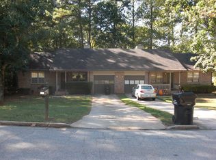 520-522 Oakwood Manor Dr, Stockbridge, GA 30281