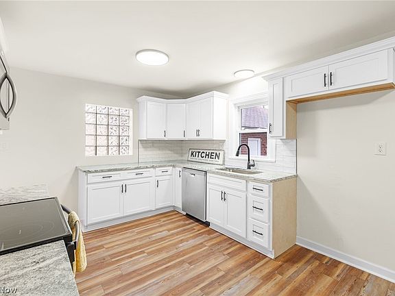 5th image of 4216 38th St NW