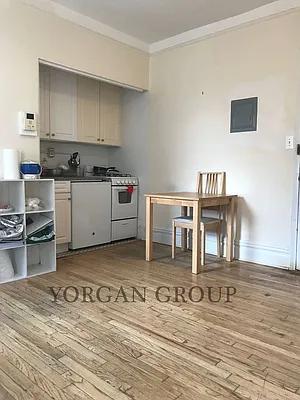 Rented by Yorgan Group, LLC | media 28