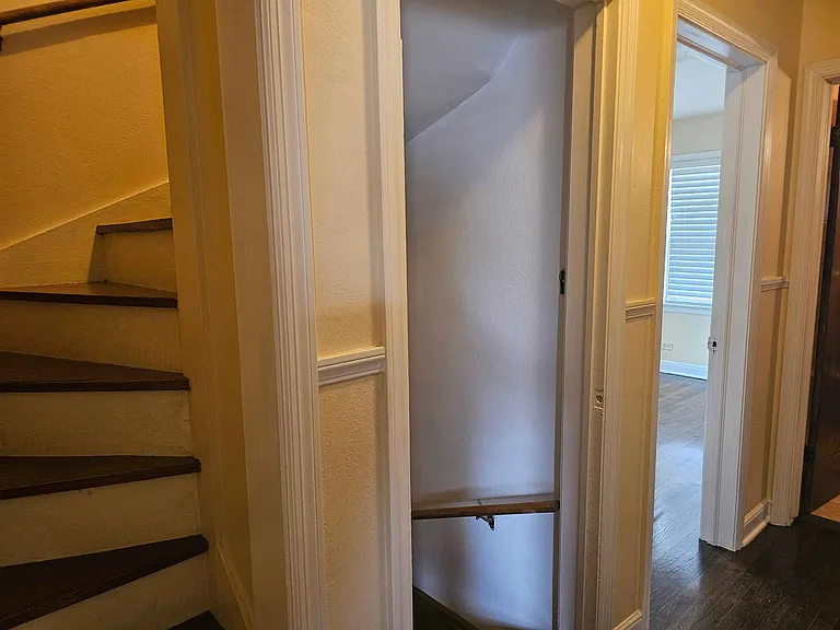 303 W Hawley St — Photo 15