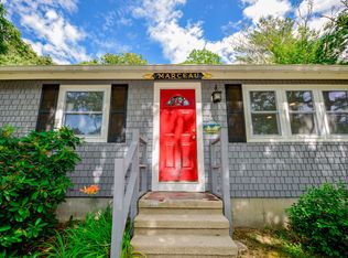 467 Cotuit Rd, Mashpee, MA 02649