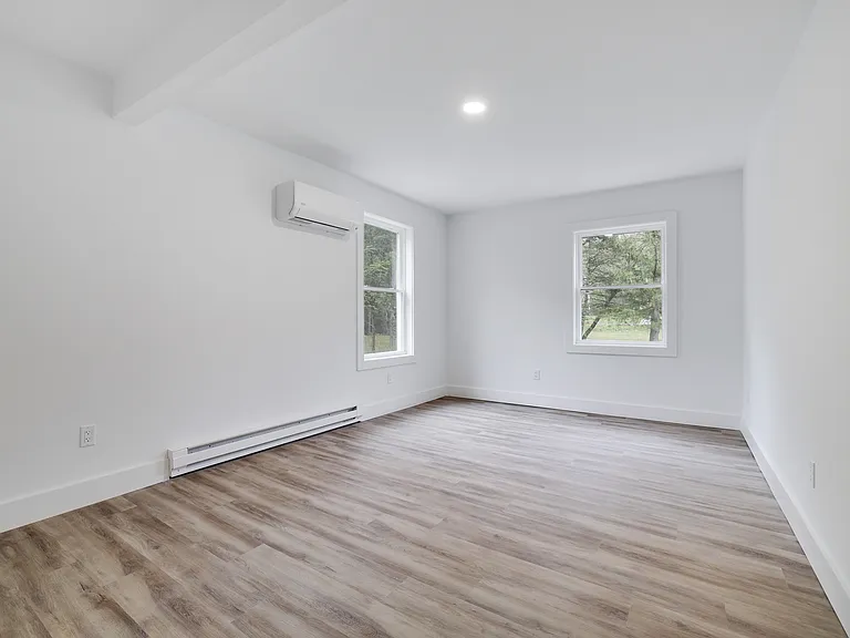 127 Evergreen Ln — Photo 34