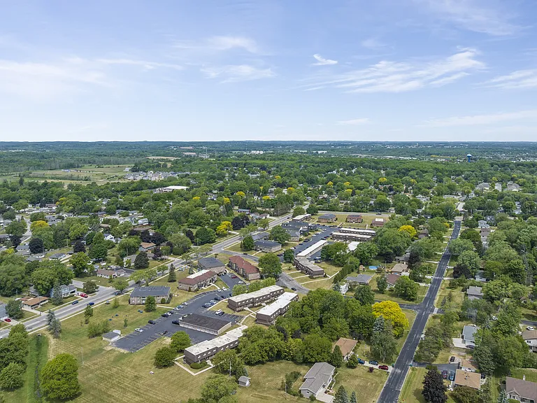 Stone Point Apartments Community Aerial
