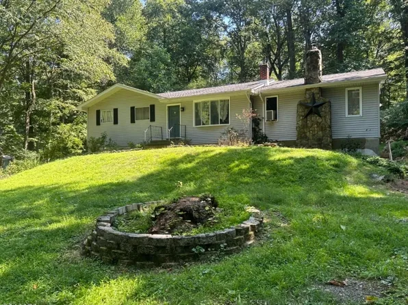 403 Tunnel Road, Bethlehem Twp., NJ 08802