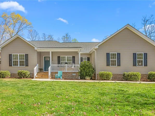 5314 Eagles Nest Trl, Snow Camp, NC 27349