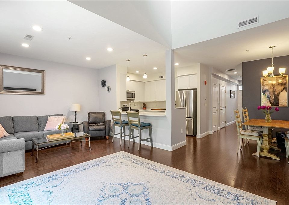1st image of 70 Endicott St APT 1403